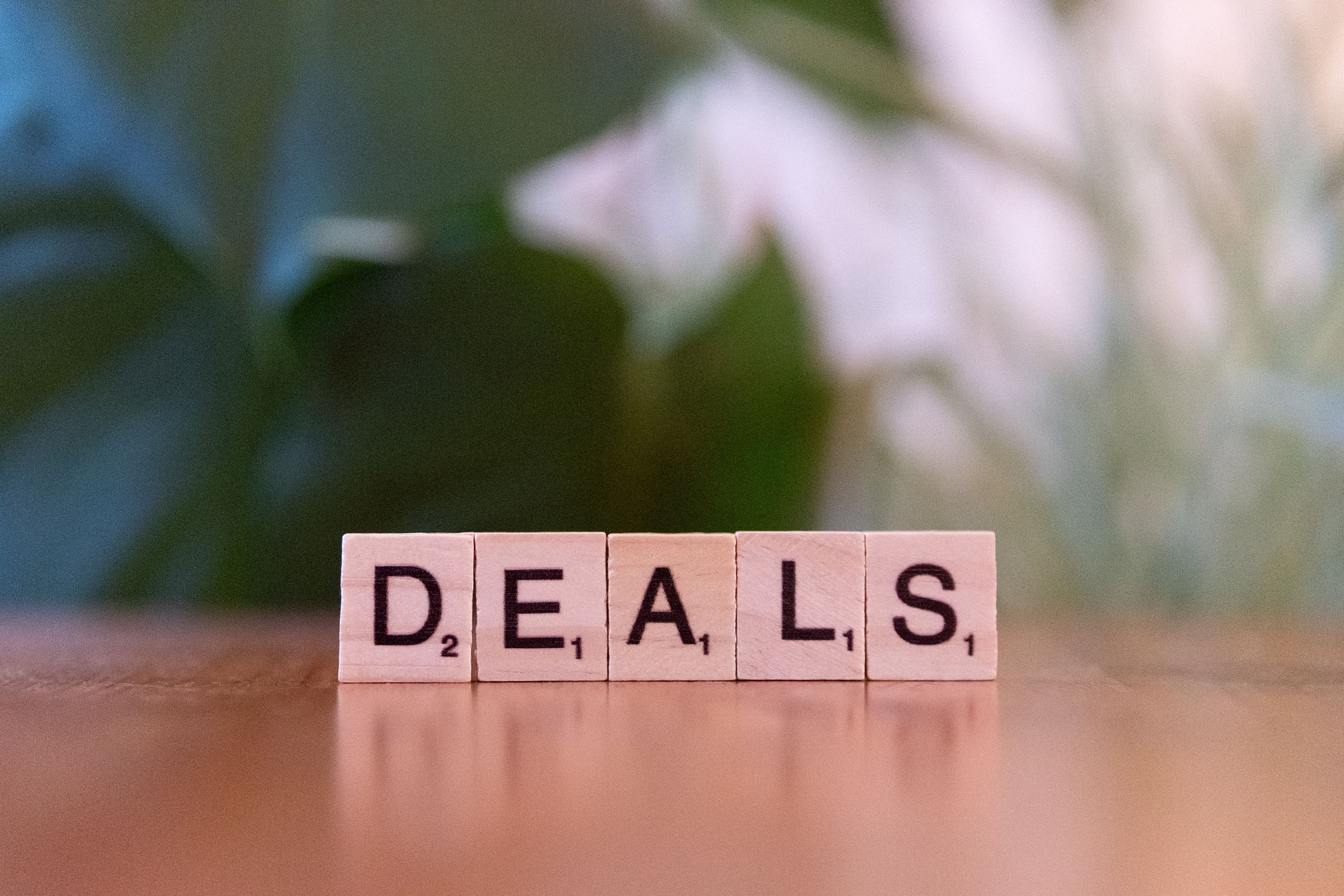 B2B Ecommerce Guide: How UK Wholesalers, Distributors and Manufacturers Should Approach Online Trade